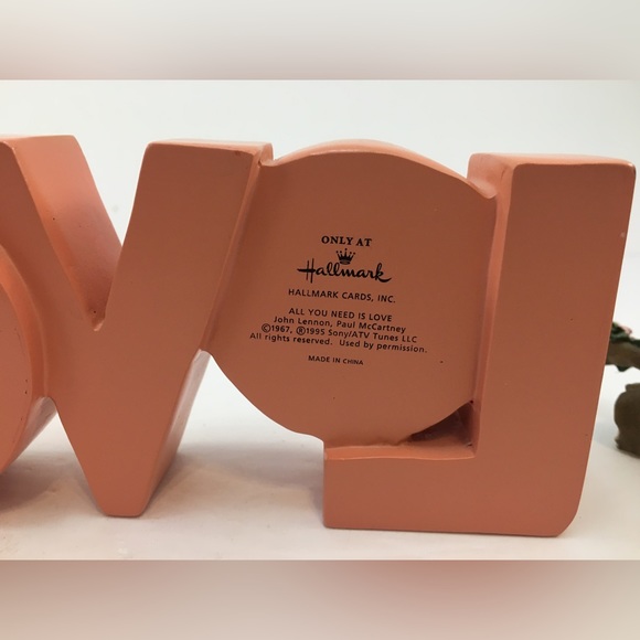 ❤️Hallmark All You Need Is Love Lennon McCartney Beatles Romantic Valentine Sign - Picture 2 of 3